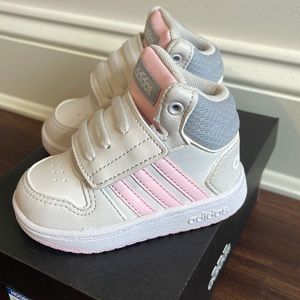 New Adidas Toddler Hoops Mid 2.01 size 5k